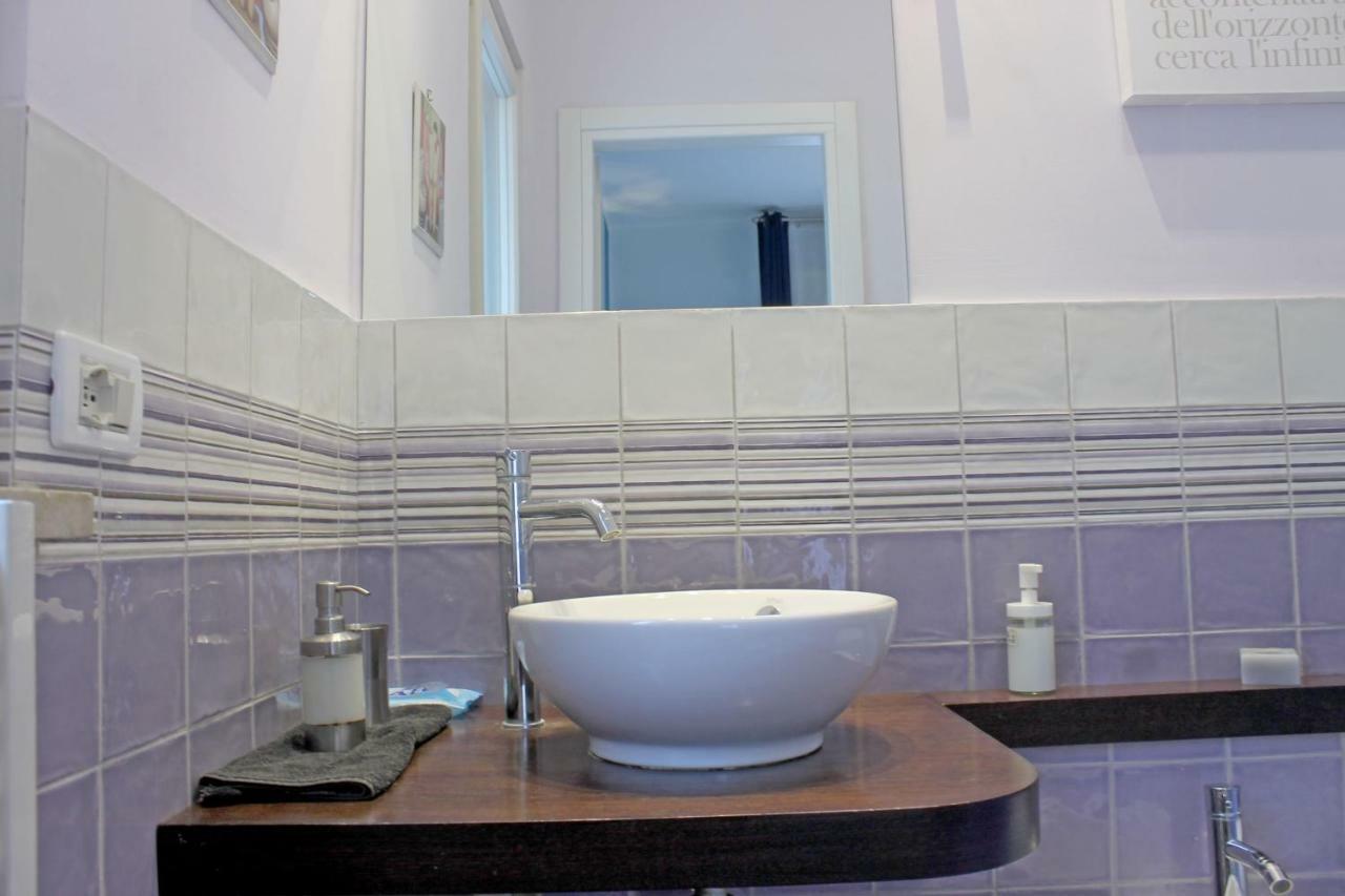 Habitación en casa particular La Favorita - Ben Collegato Con L'aeroporto, La Di Mondello E Il Centro Citta